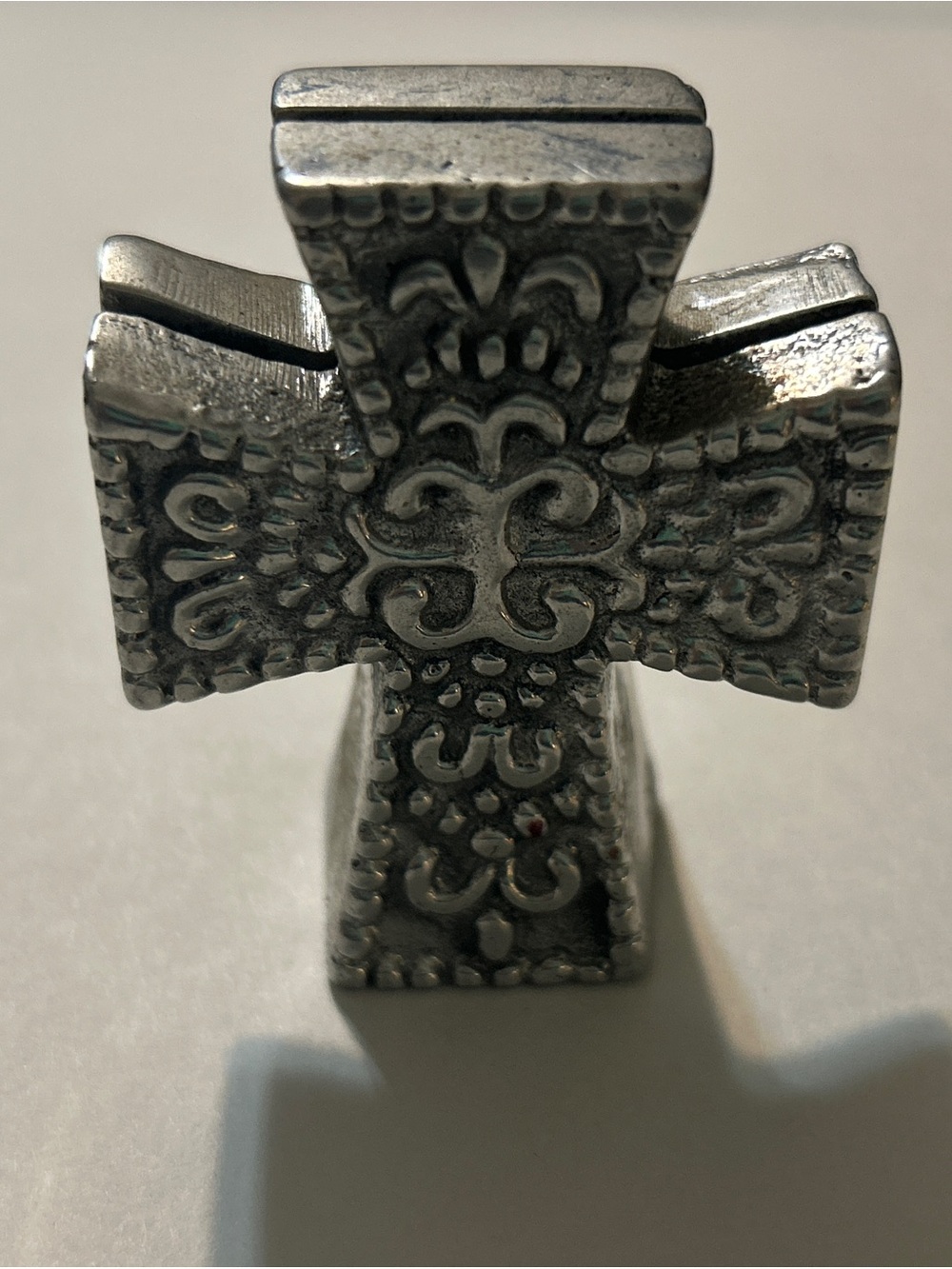 Ganz Ornate Antiqued Silver Metal Cross Place Card Photo Holder Stand